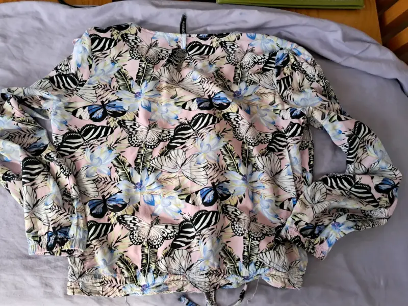 Blusa de mariposa - 2