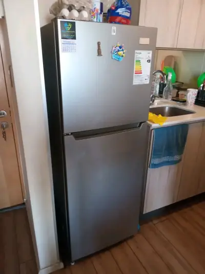 Refrigerador Oster 2 puertas en acero inoxidable - miniatura 1