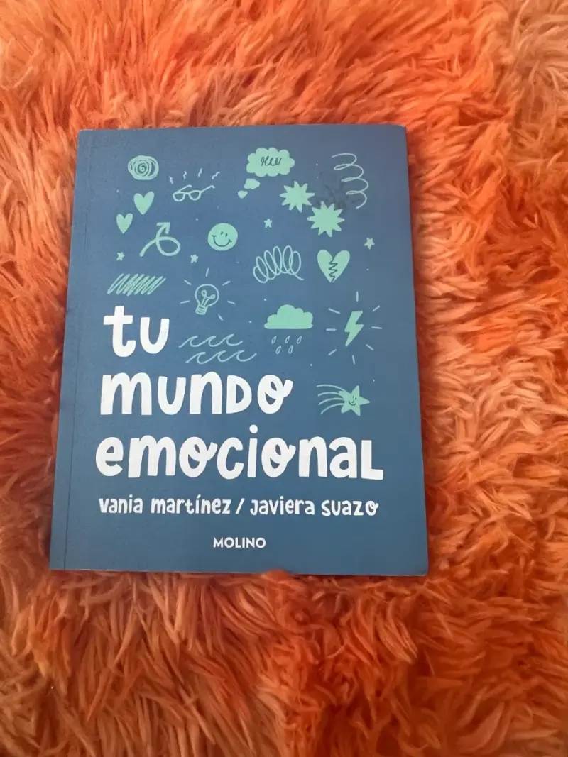 Libro 'Tu Mundo Emocional' de Vania Martínez y Javiera Suazo - 1