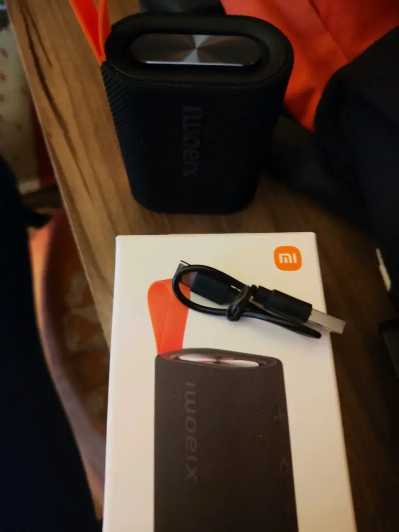 Parlante Bluetooth Xiaomi Negro Portátil