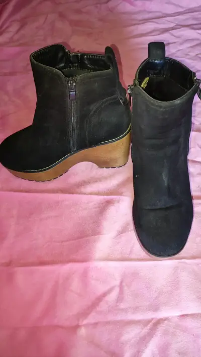 Botines de mujer negros con plataforma - miniatura 1