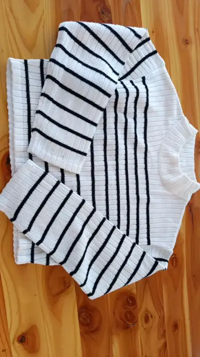Suéter de rayas blanco y negro H&M - miniatura 1