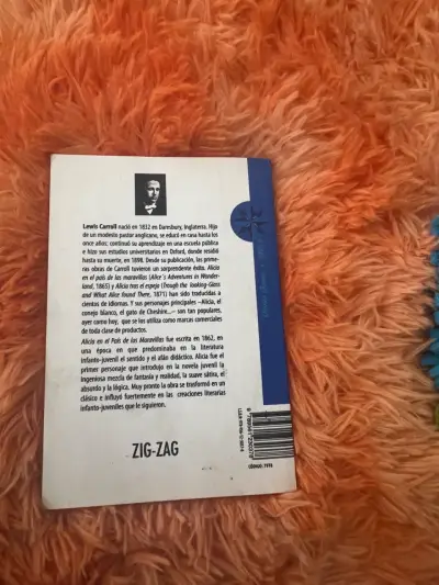 Libro Alicia en el País de las Maravillas de Lewis Carroll - miniatura 2