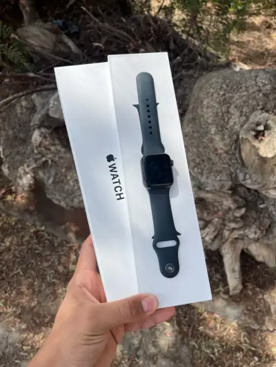 Apple Watch SE 40mm - 32GB - miniatura 1