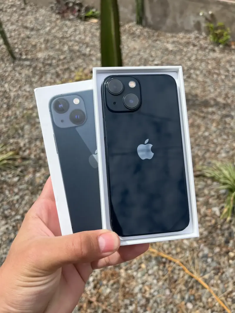 iPhone 13 Mini - 128GB - 1