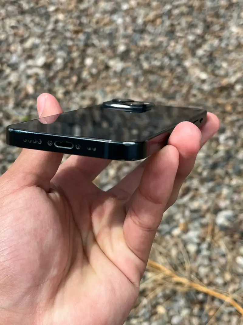 iPhone 13 Mini - 128GB - 3