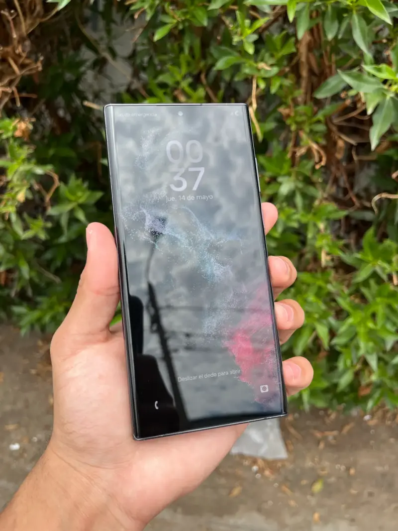 Samsung S22 Ultra - 128GB - 2