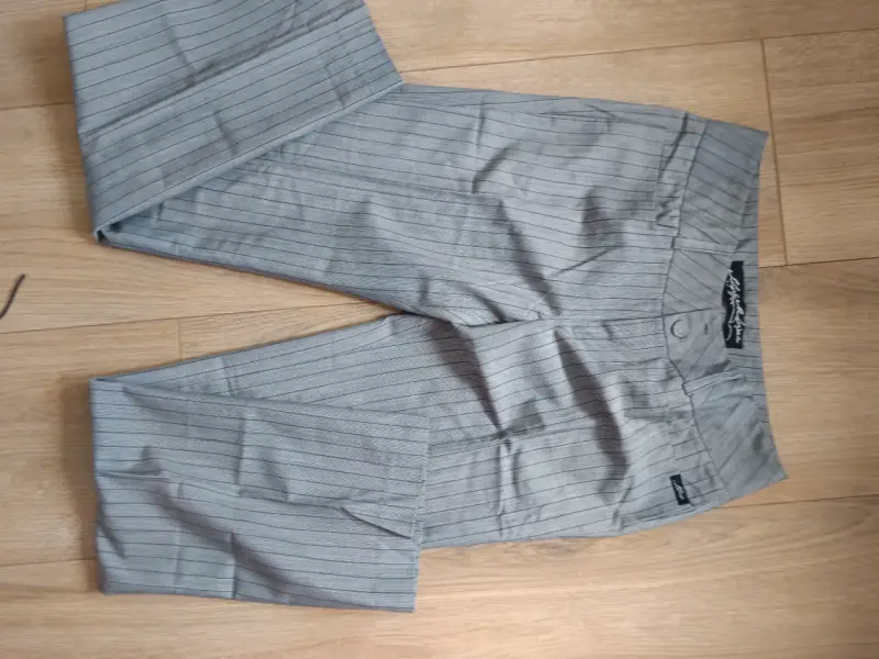 Pantalones de vestir a rayas grises Ellis - 1