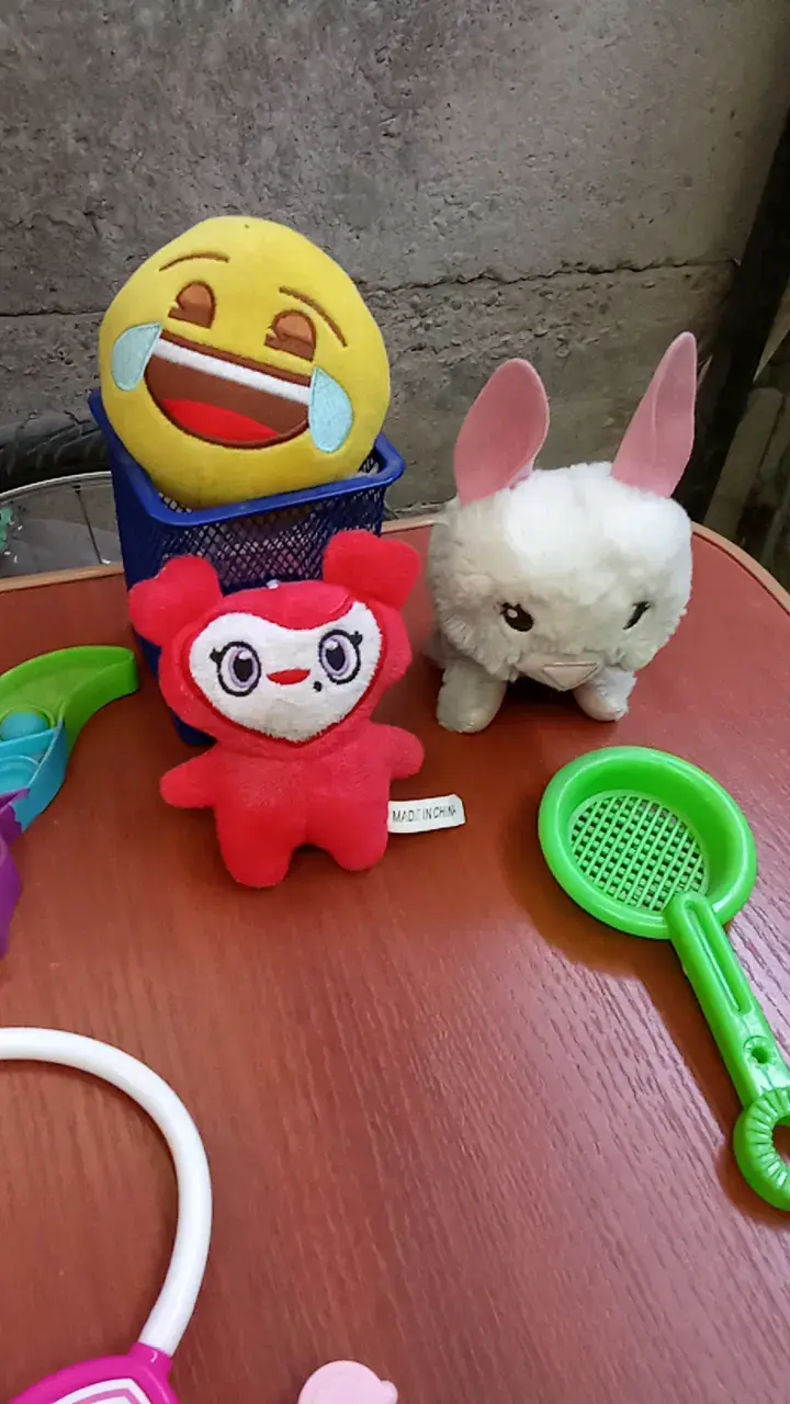 Lote de juguetes  y accesorios para  niños - 3