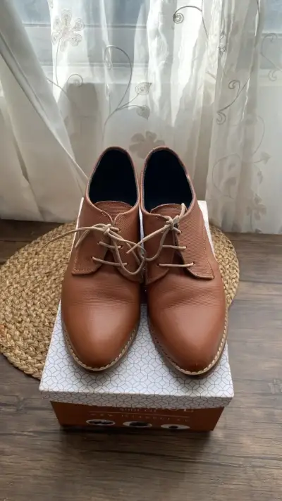 Zapatos de cuero camel Istanbul talla 36 - miniatura 1
