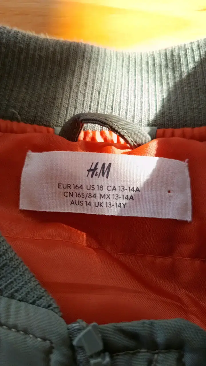 Chaqueta bomber verde para niños H&M - 2