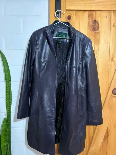 Abrigo de cuero negro Danier para mujer - miniatura 1