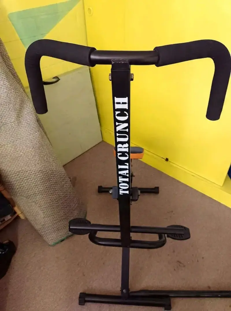 Máquina de ejercicios Total Crunch en buen estado