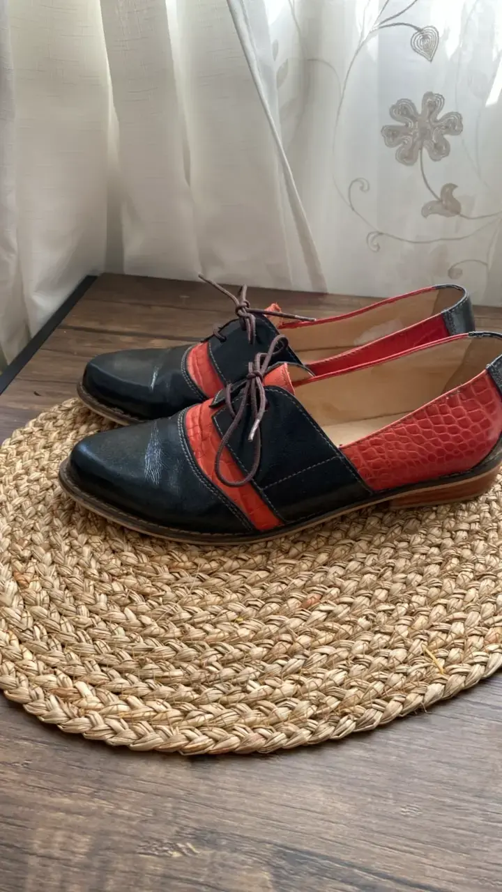 Zapatos de cuero bicolor para mujer - 2