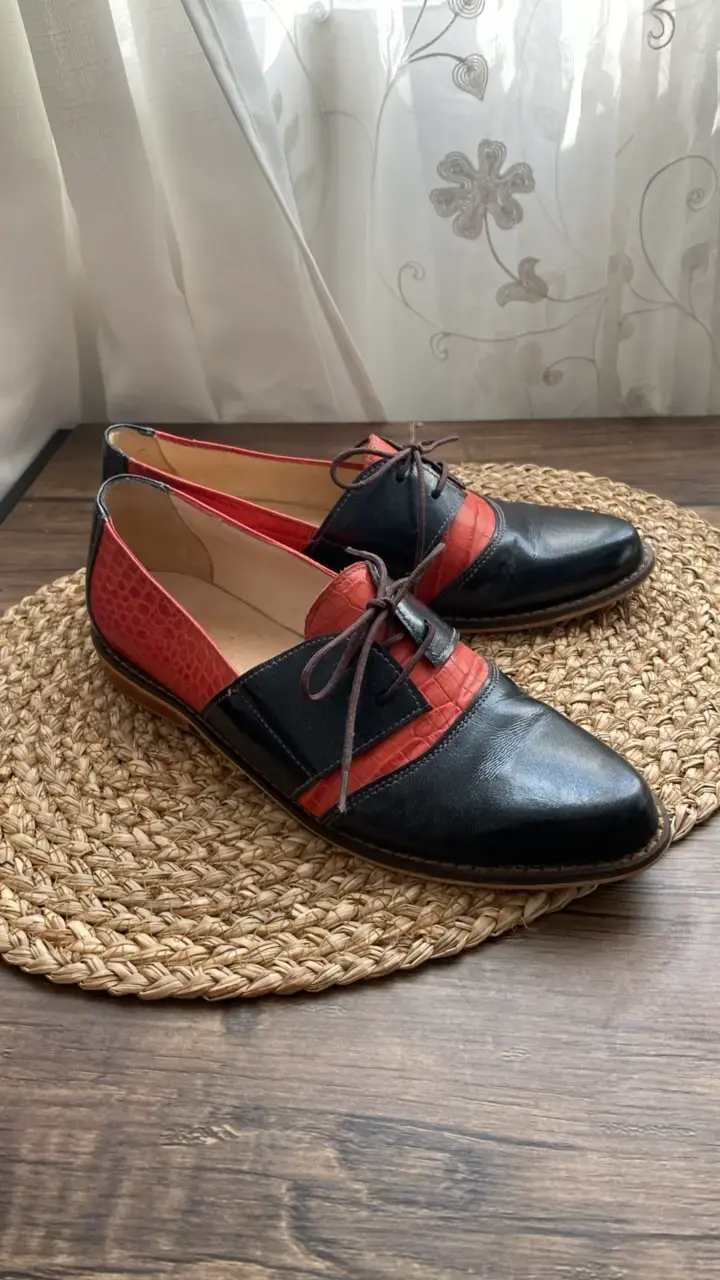 Zapatos de cuero bicolor para mujer - 5