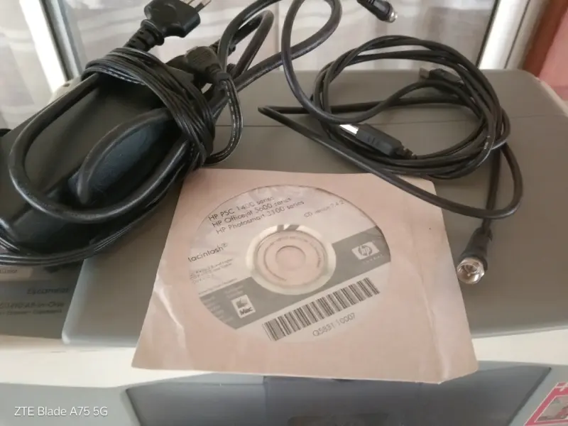 Impresora multifuncional HP PSC 1410 - 3