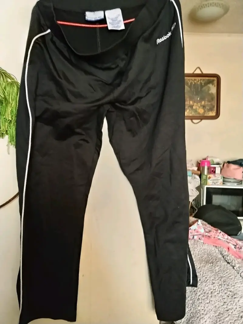Pantalones deportivos negros Reebok talla L - 3
