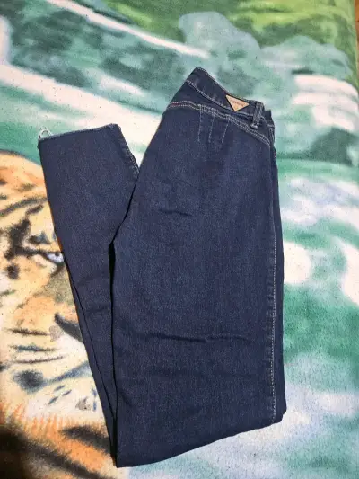 Polerón morado con capucha Uppie para mujer - miniatura 6