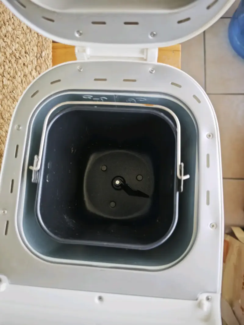 Máquina de Pan Blanik con Múltiples Funciones - 2