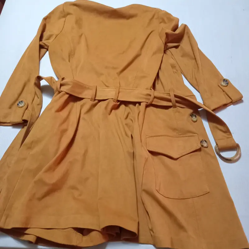 Abrigo Zara mostaza con cinturón  para mujer - 4