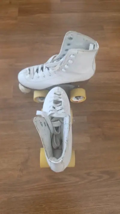 Patines de Cuatro Ruedas Blancos Hondar Talla 37 - miniatura 1