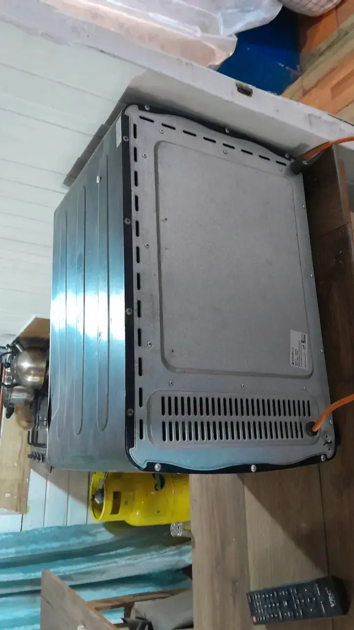 Horno eléctrico de sobremesa con controles manuales - 2