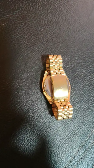 Reloj Seiko automático dorado - miniatura 2