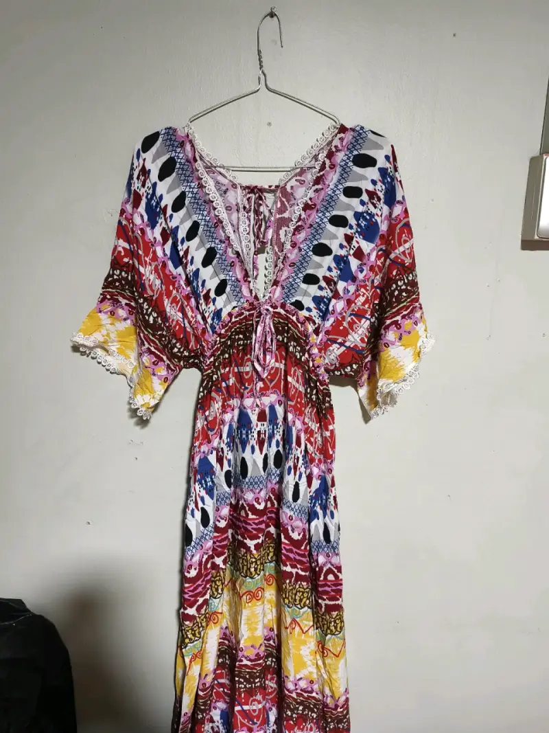 Vestido largo bohemio multicolor con encaje - 1