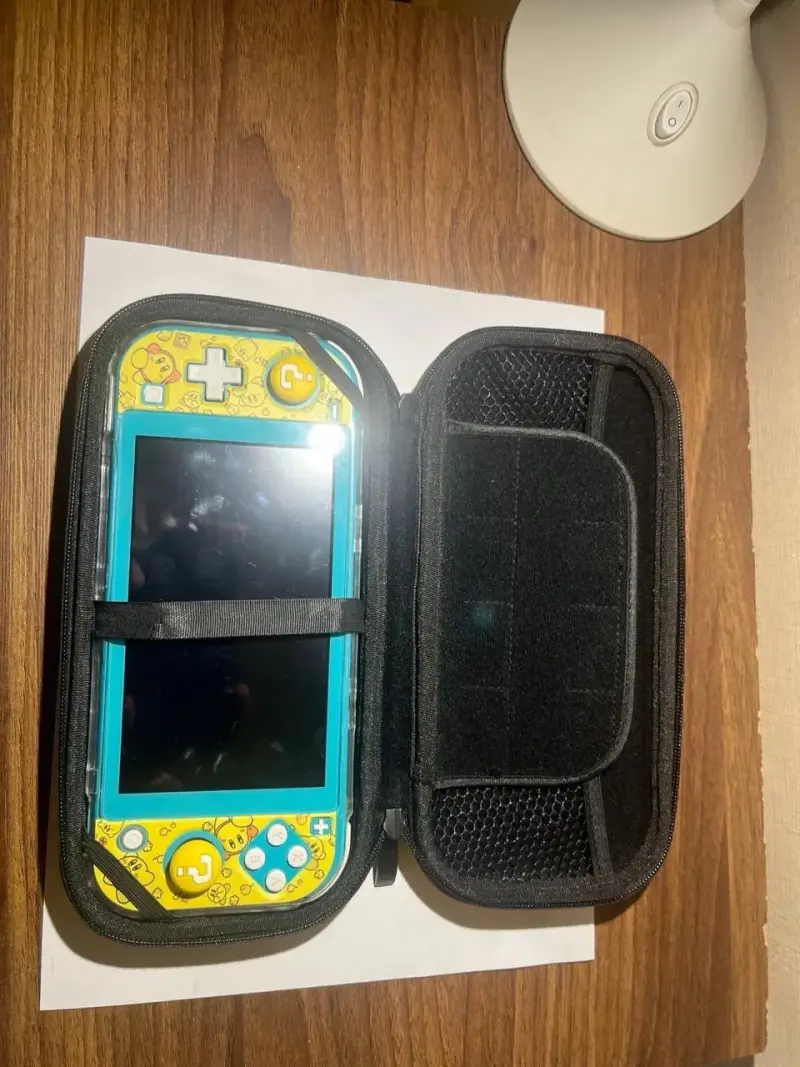 Nintendo Switch Lite Mágica - 6