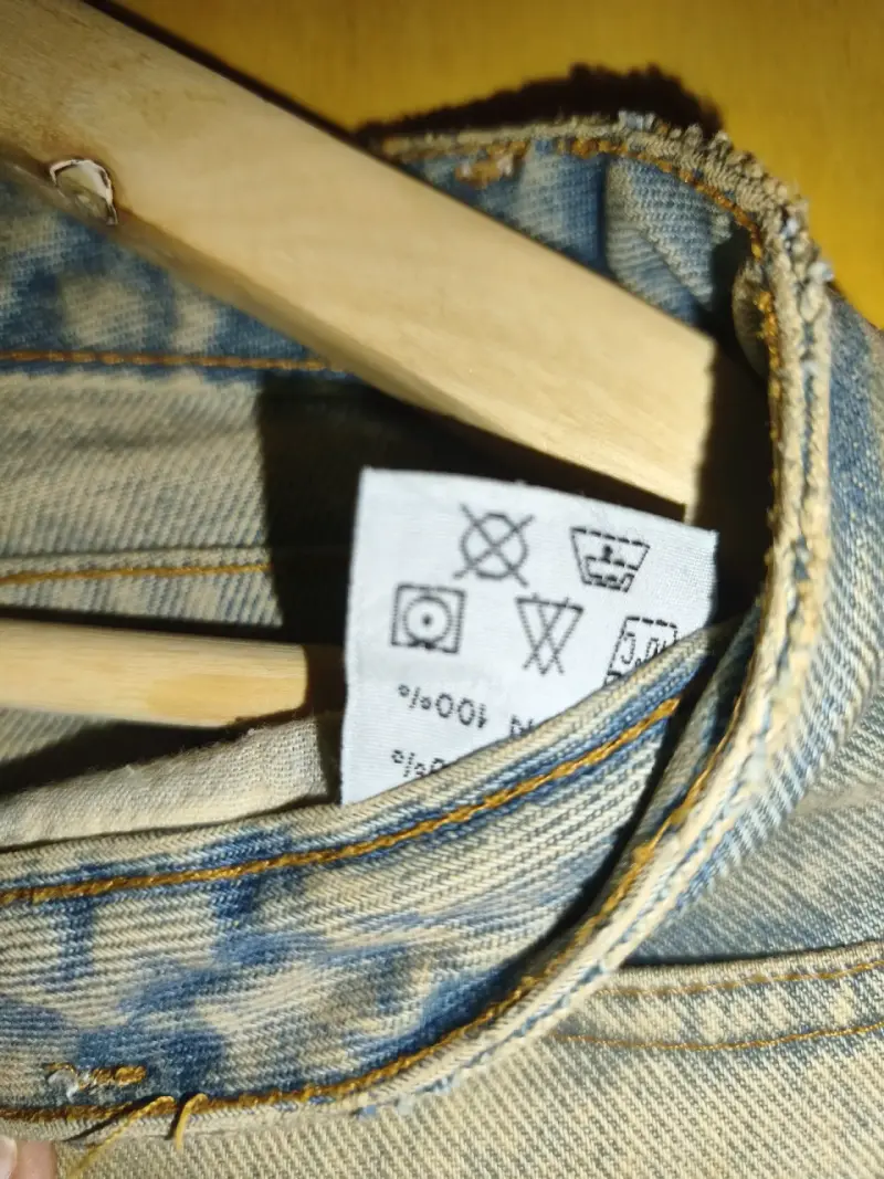 Jeans acampanados de mezclilla azul - 3