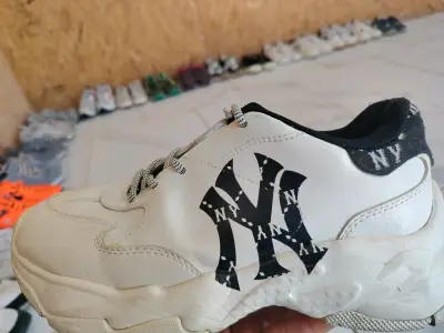 Zapatillas deportivas MLB blancas con logo NY - miniatura 3