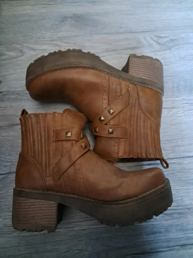 Botines de cuero cafe talla 39