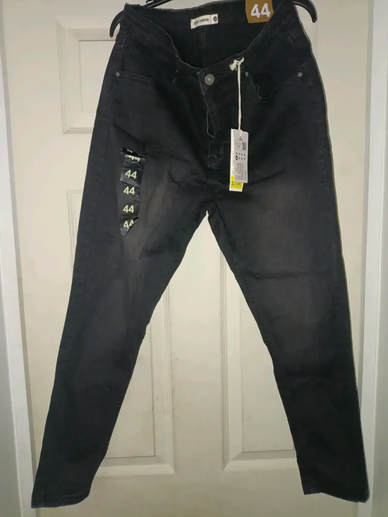 Jeans negros talla 44 Denim Corona en oferta