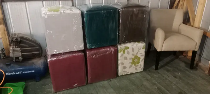 Puffs decorativos en varios colores - 2