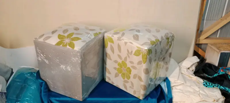 Puffs decorativos en varios colores - 5