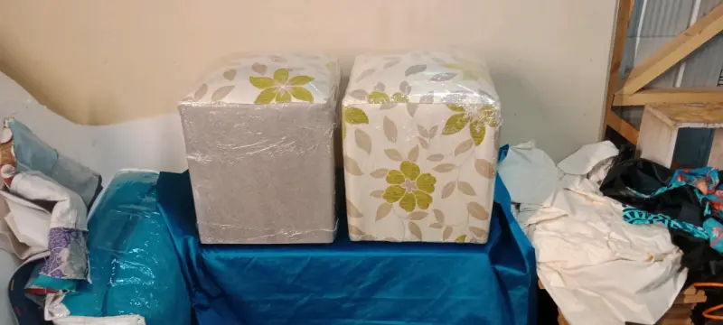 Puffs decorativos en varios colores - 6
