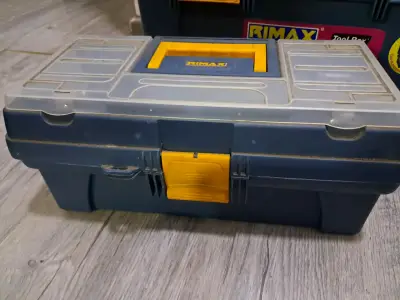 Set de herramientas manuales con caja Rimax - miniatura 4
