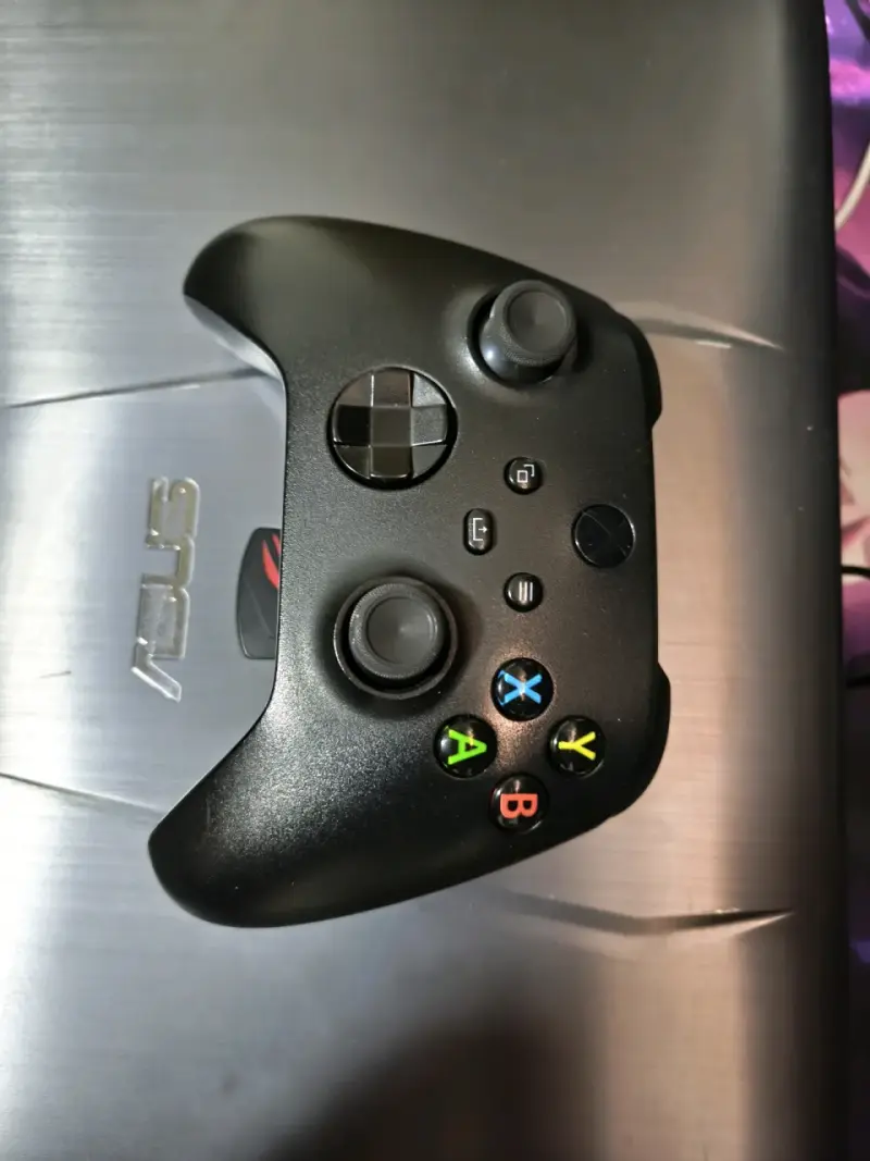 Control Xbox Series X - 1