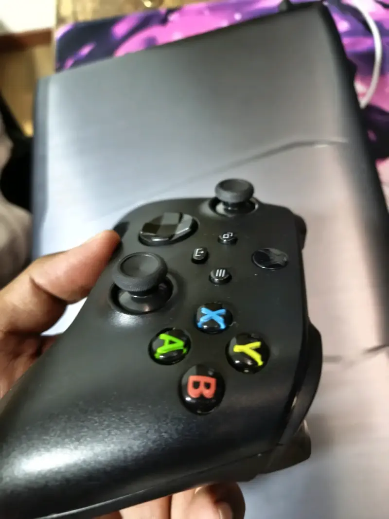 Control Xbox Series X - 5