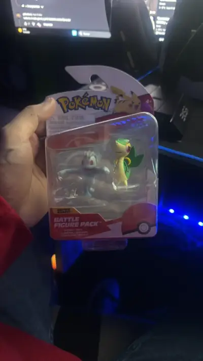 Pack de Figuras Pokémon Machop y Snivy - miniatura 1