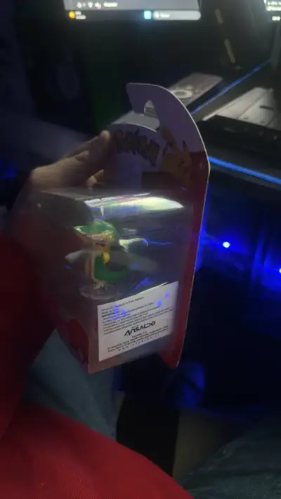 Pack de Figuras Pokémon Machop y Snivy - miniatura 2