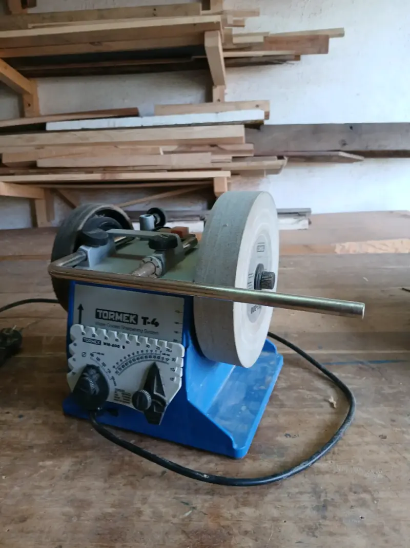 Afiladora de cuchillos Tormek T-4 con sistema de enfriamiento - 2