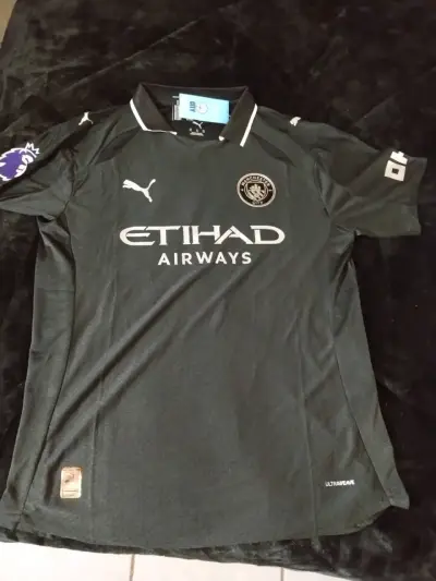 Camiseta Manchester City Negra Puma Cherki 10 - miniatura 1