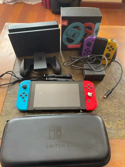 Consola Nintendo Switch con accesorios y estuche - miniatura 4