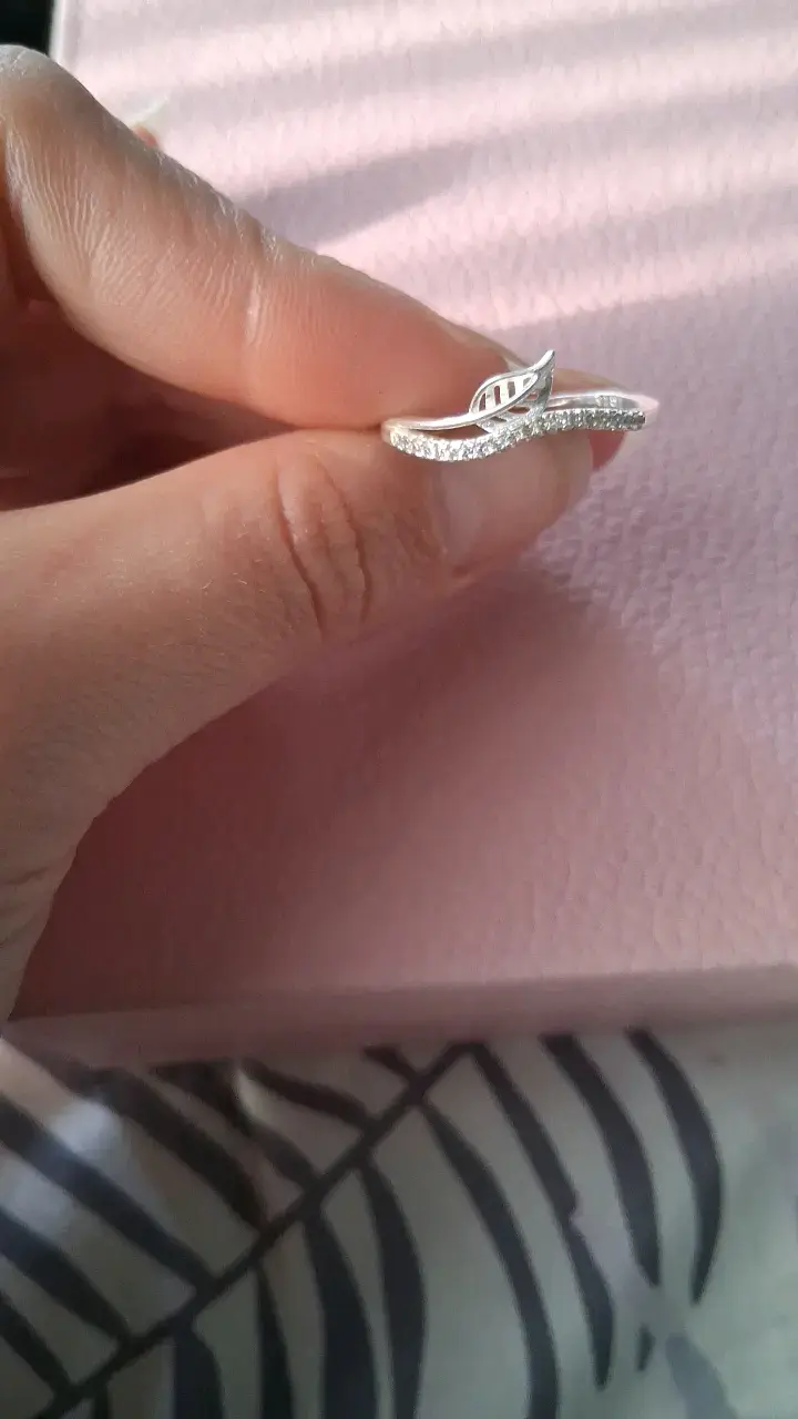 Anillo de plata con diseño de hoja - 4