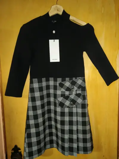 Vestido negro con diseño a cuadros Vero Moda - miniatura 1