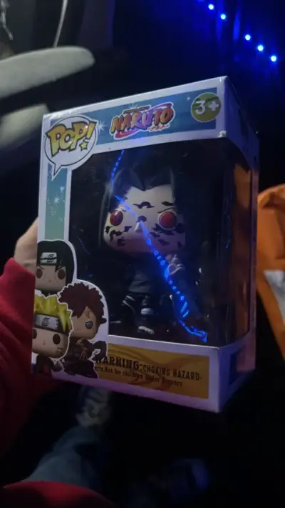 Figura Funko Pop Naruto Sasuke Uchiha - miniatura 1