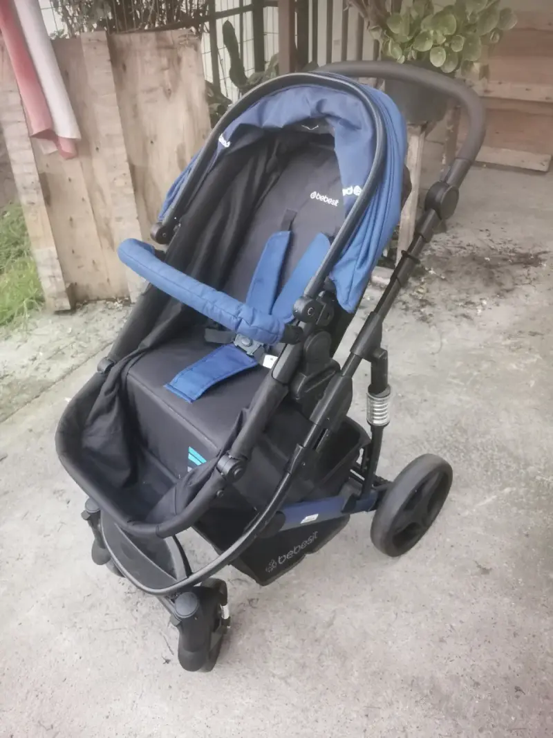 Coche de bebé 3 en 1 azul marca Bebesit - 2