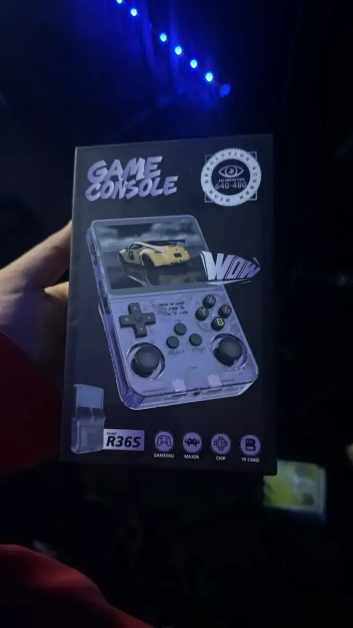 Consola portátil de juegos R36S con pantalla HD - 1