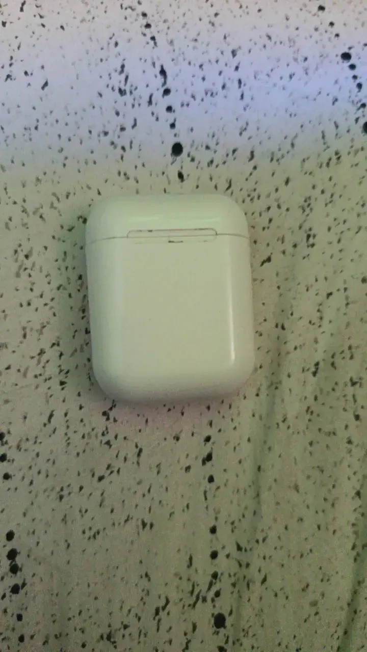 Airpods nuevos nunca usados - 1